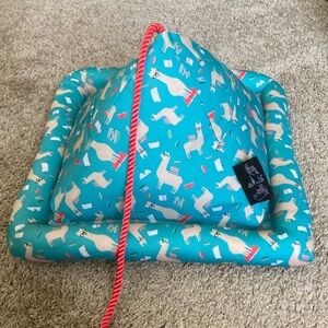 Llama reading wedge pillow